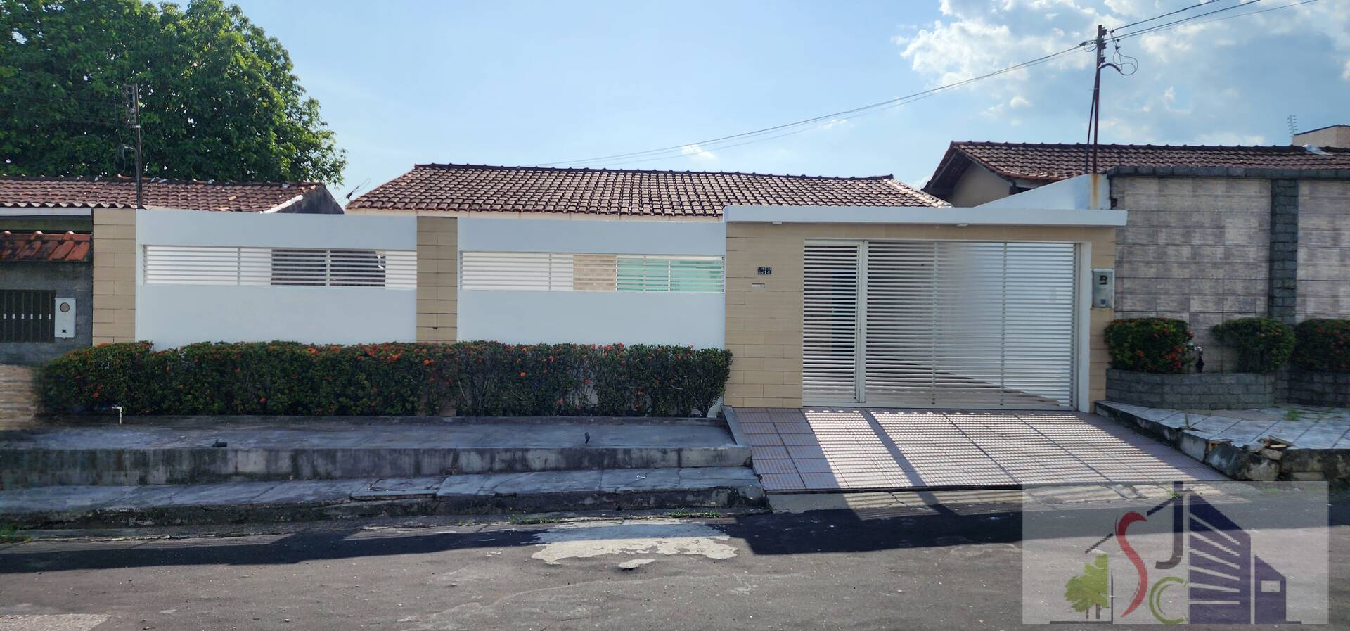 Casa, 3 quartos, 168 m² - Foto 1