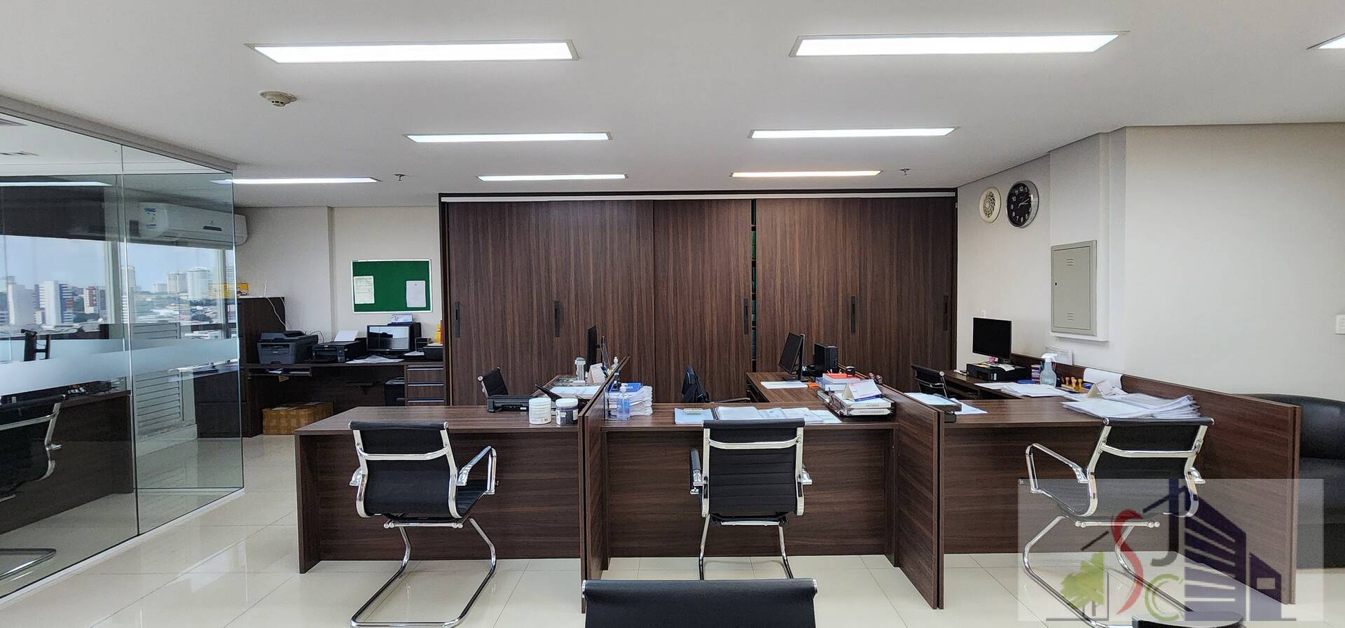 Atlantic Tower - Vendo Sala Comercial de 125,16m² no bairro Chapada.