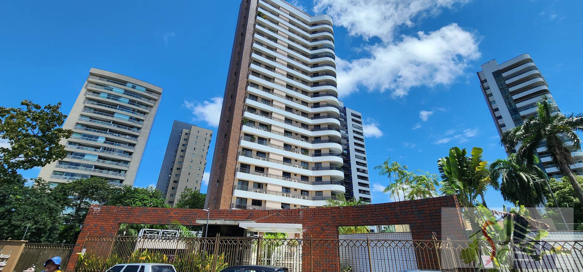Apartamento, 6 quartos, 231 m² - Foto 1