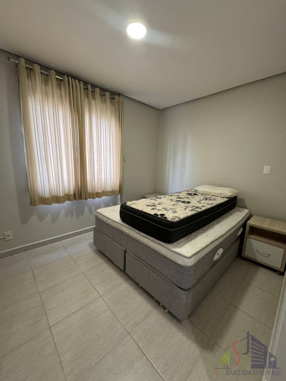 Apartamento para alugar com 3 quartos, 98m² - Foto 7