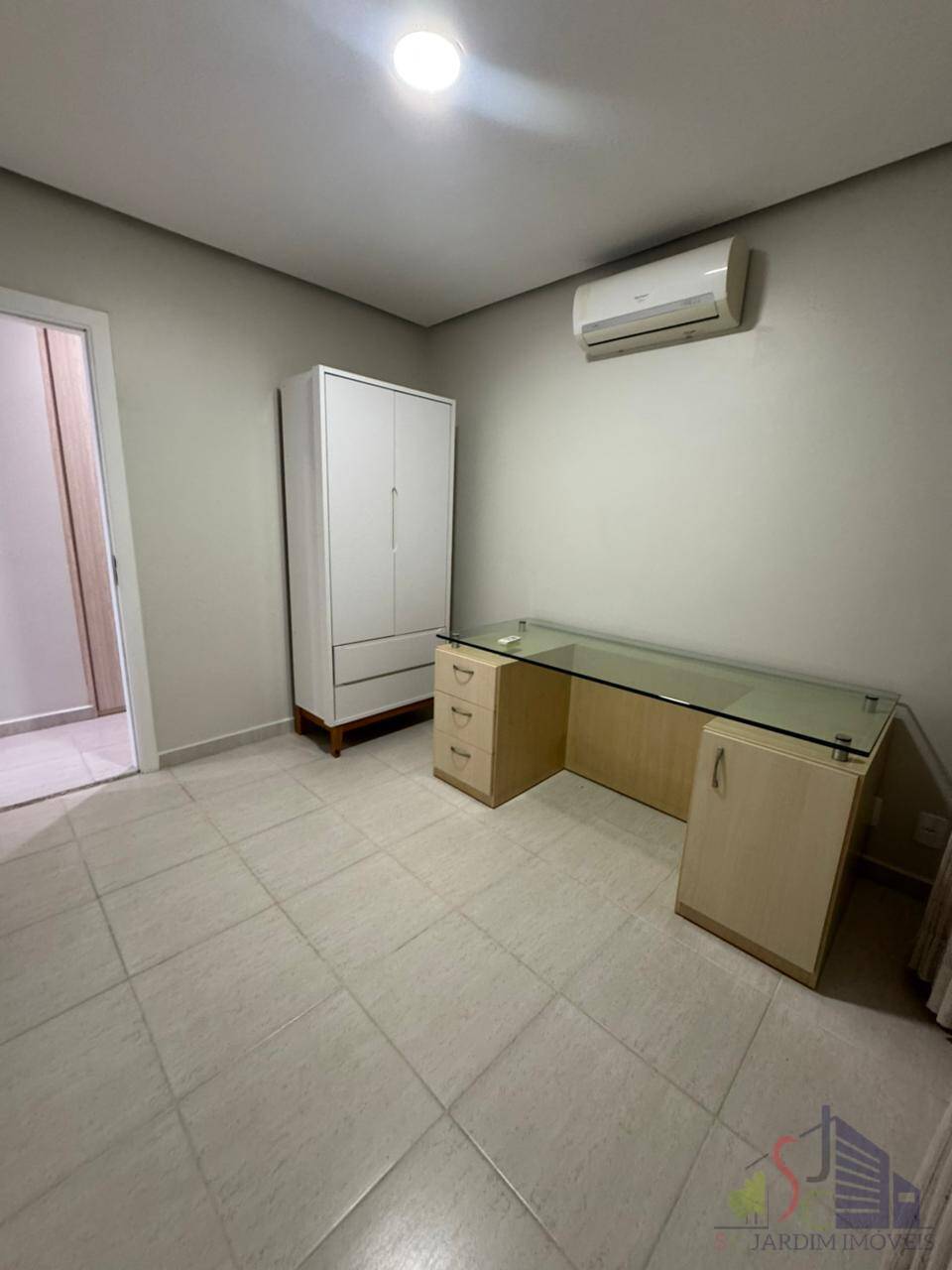 Apartamento para alugar com 3 quartos, 98m² - Foto 11