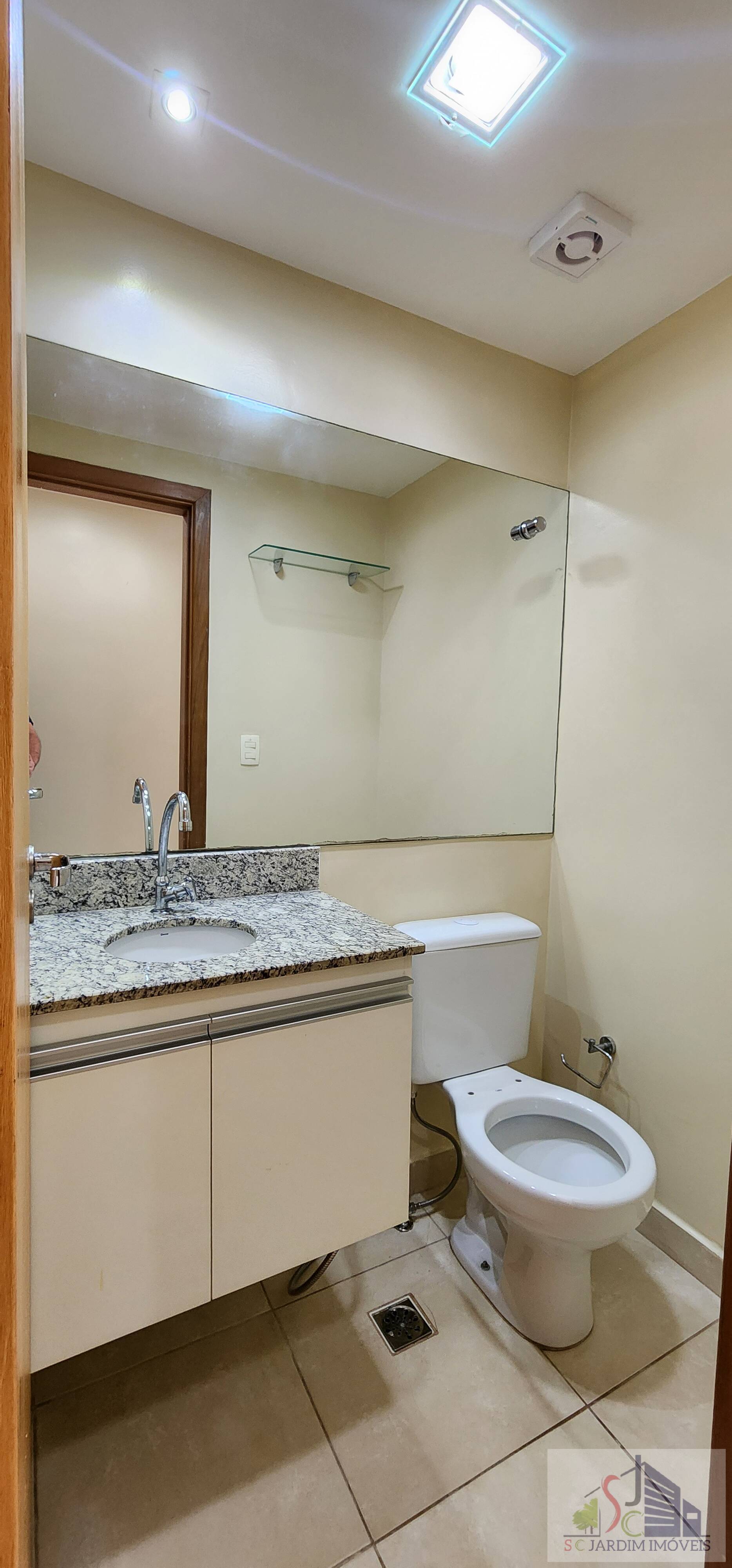 Apartamento para alugar com 4 quartos, 151m² - Foto 9
