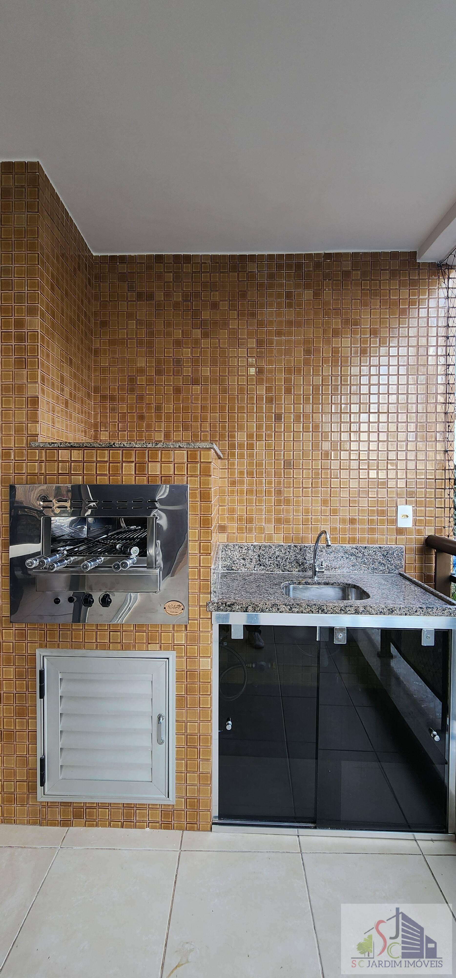 Apartamento para alugar com 4 quartos, 151m² - Foto 8