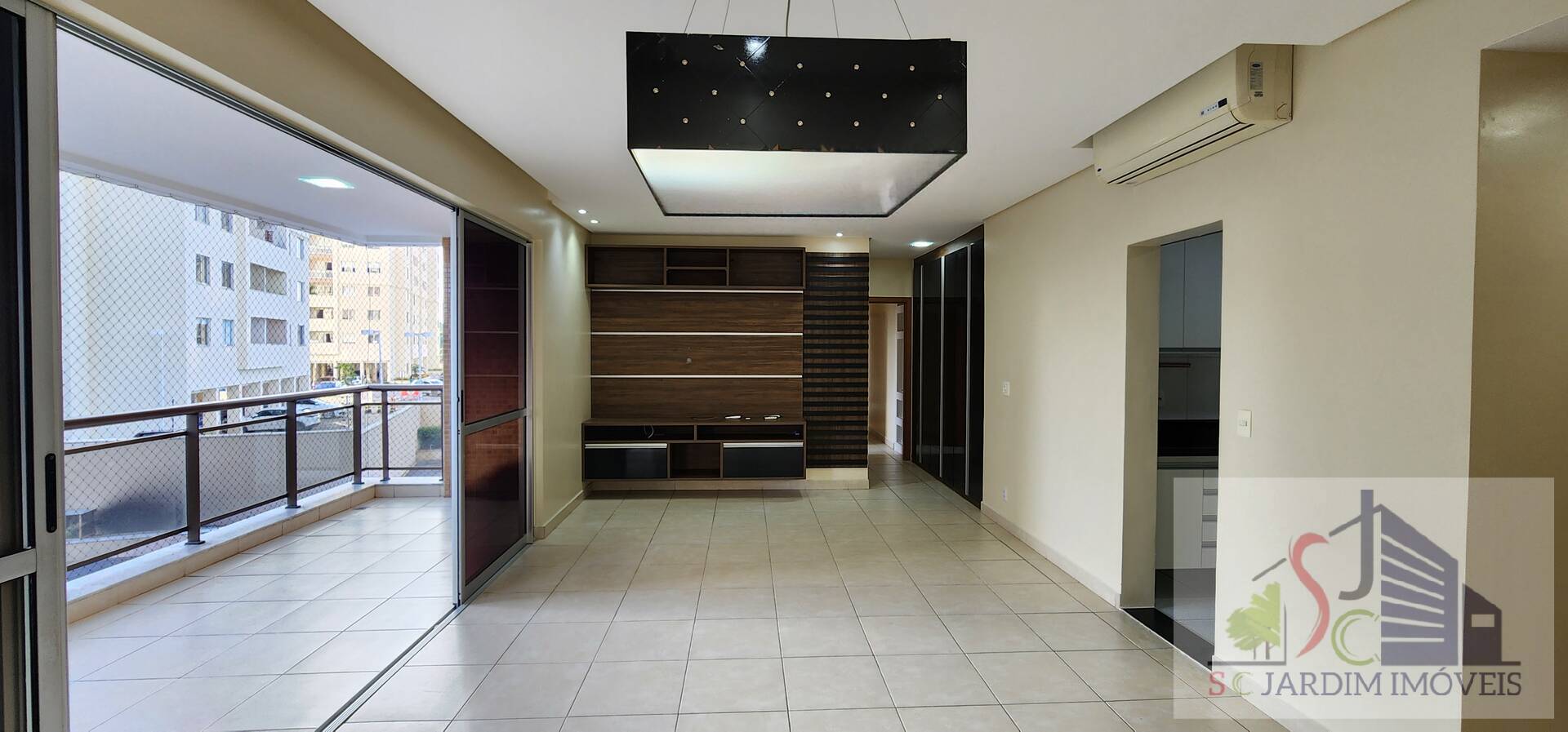 Apartamento para alugar com 4 quartos, 151m² - Foto 6