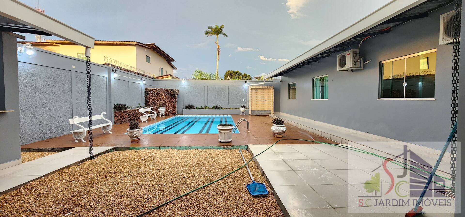 Casa à venda com 4 quartos, 283m² - Foto 5