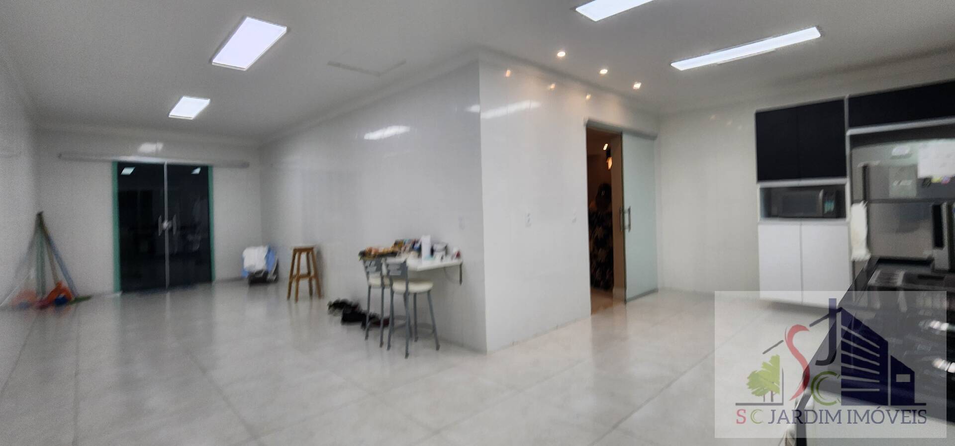 Casa à venda com 4 quartos, 283m² - Foto 14