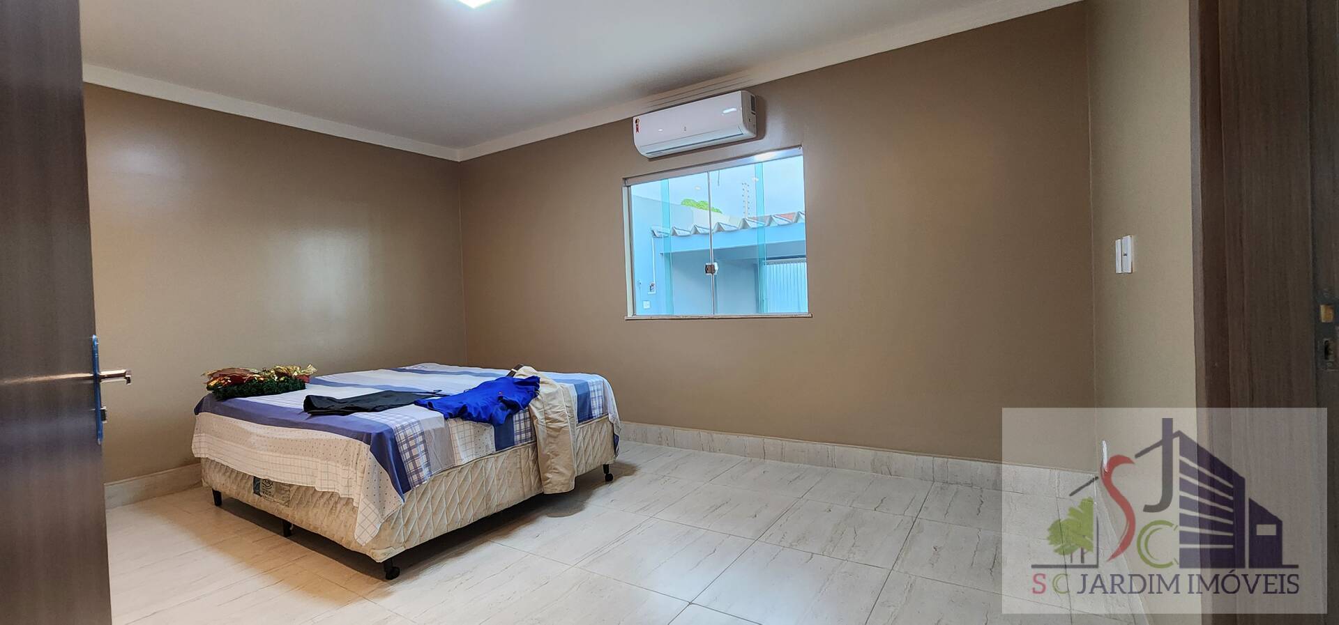 Casa à venda com 4 quartos, 283m² - Foto 17