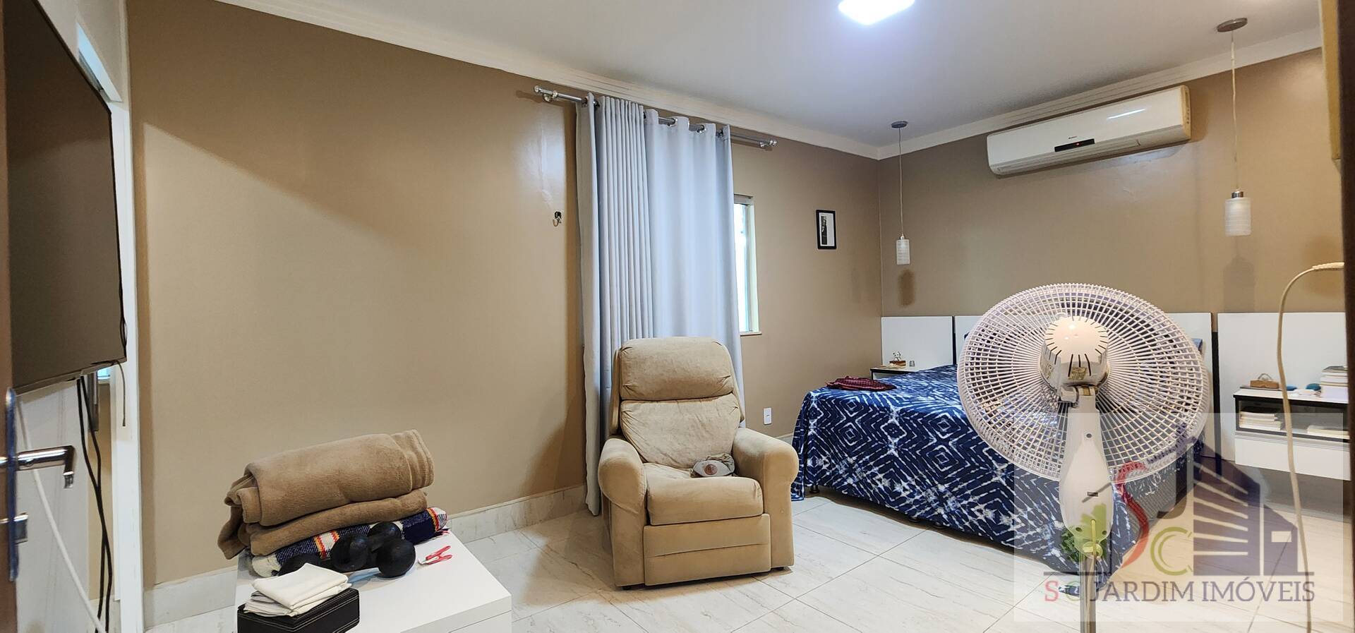 Casa à venda com 4 quartos, 283m² - Foto 18