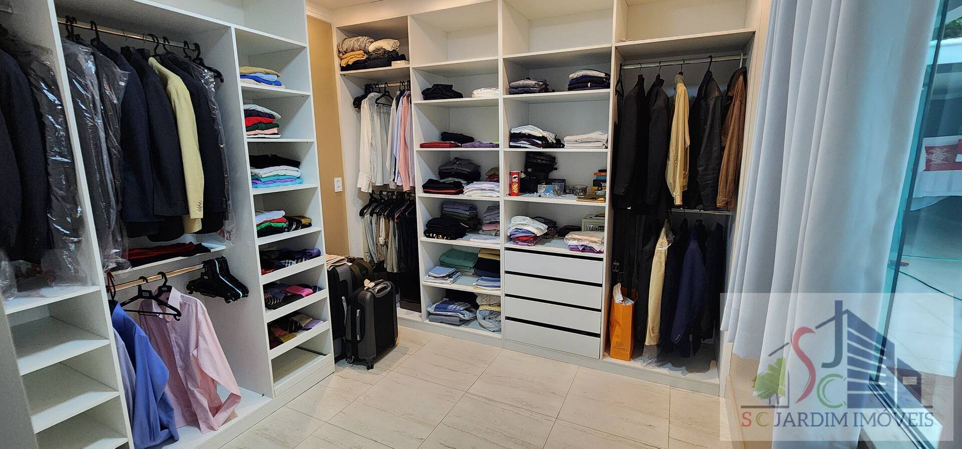 Casa à venda com 4 quartos, 283m² - Foto 20