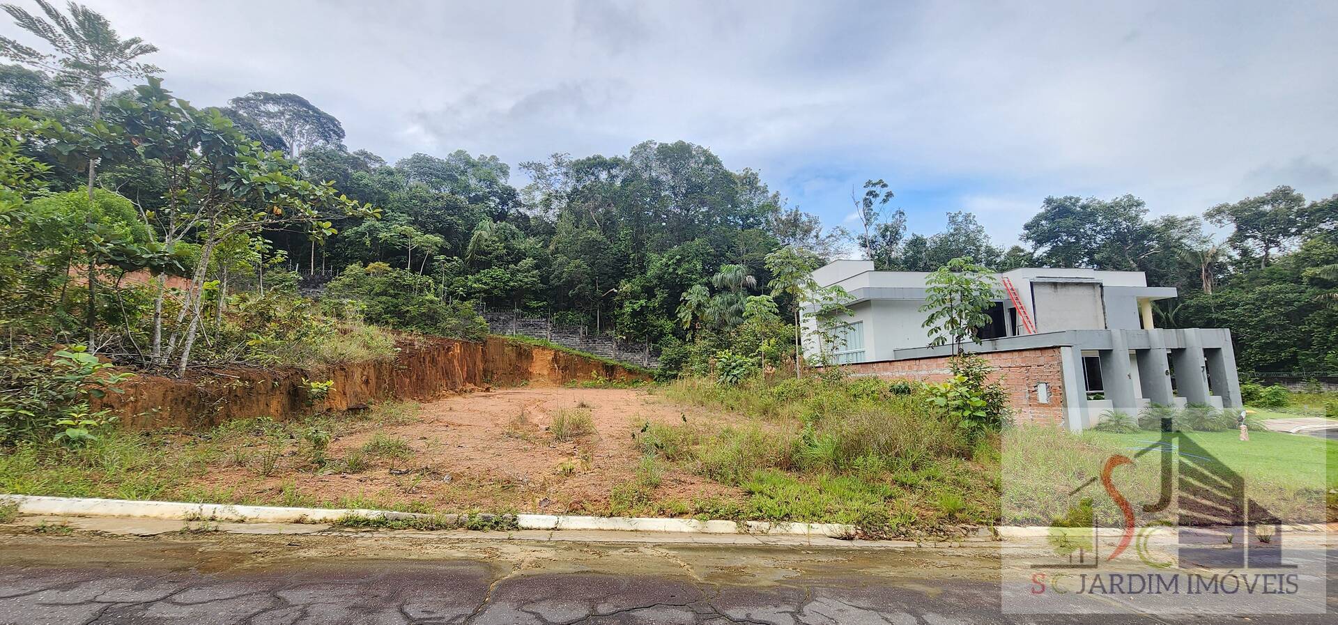 Lote no Condomínio Praia dos Passarinhos – 860m2, Ponta Negra, Manaus/AM.