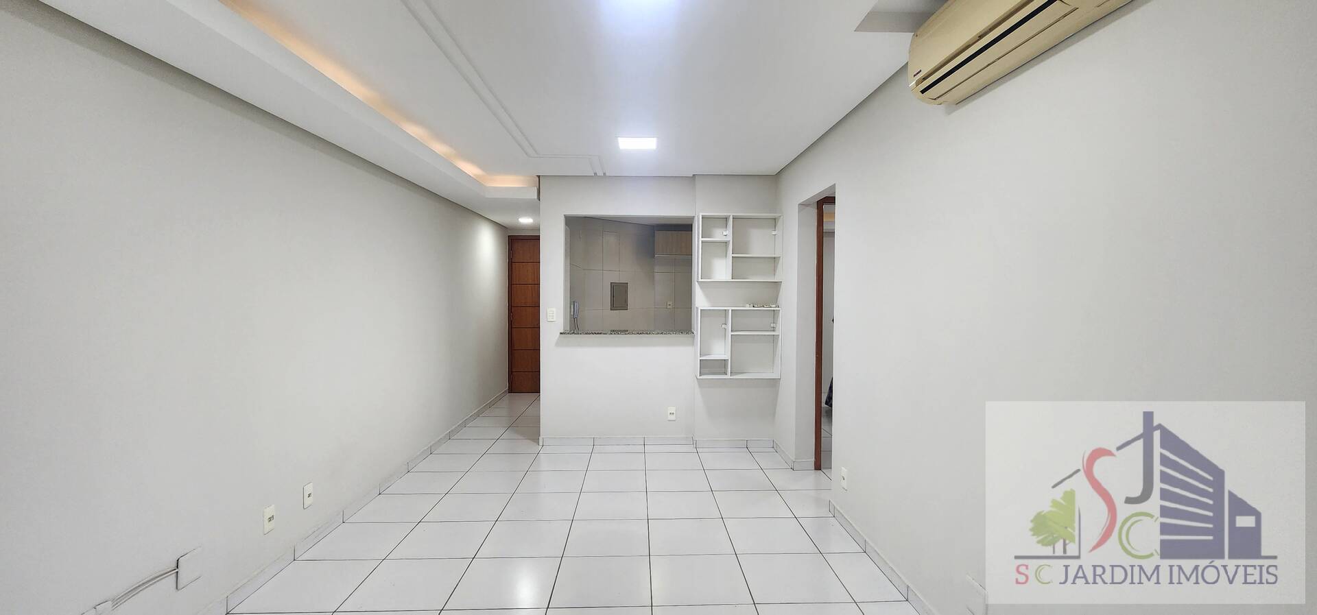 Alugo Apartamento de 02 Quartos no Cond. Portal do Rio Negro.