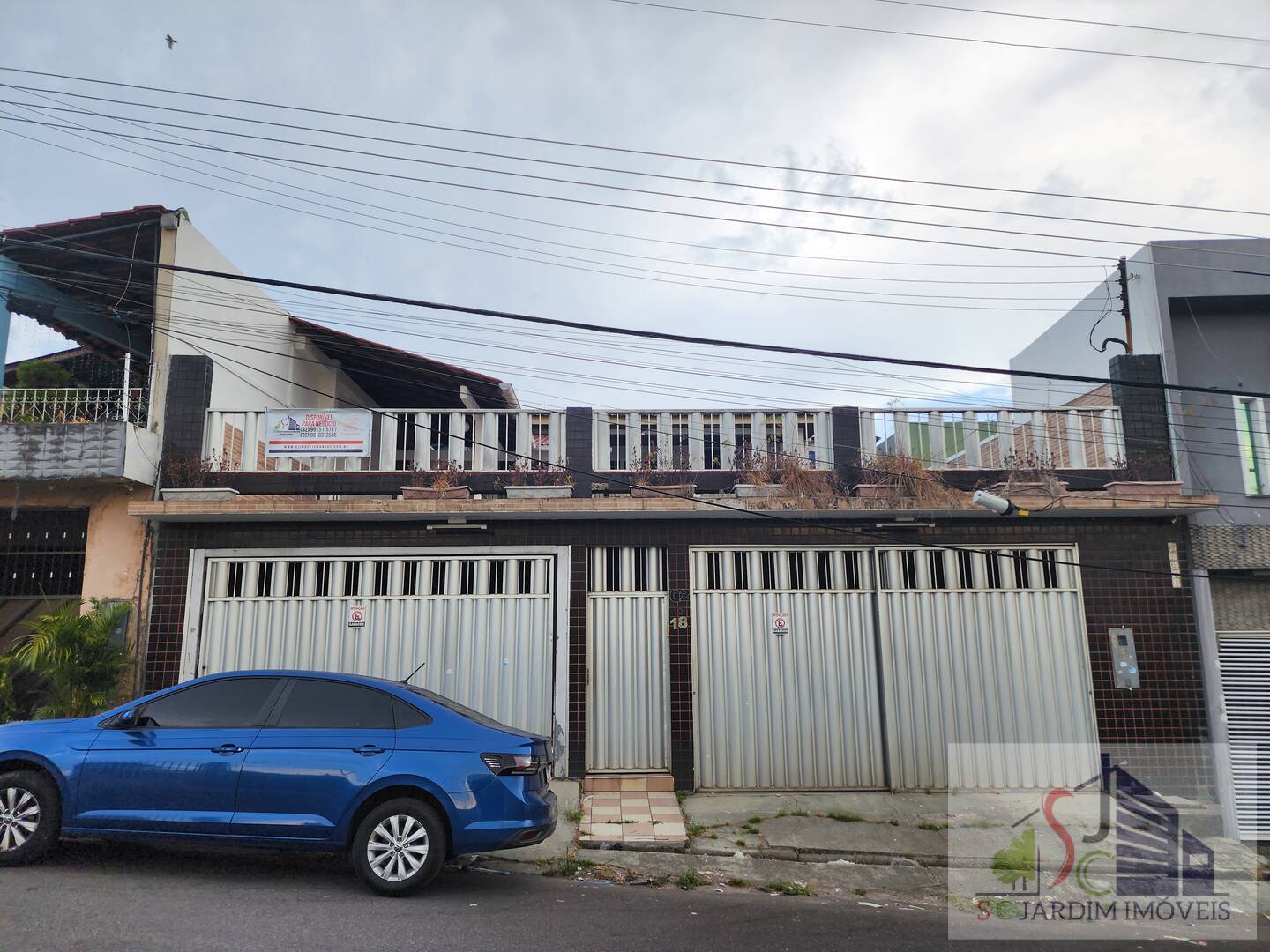 Casa em conjunto a venda - 3 quartos - Manaus-AM.