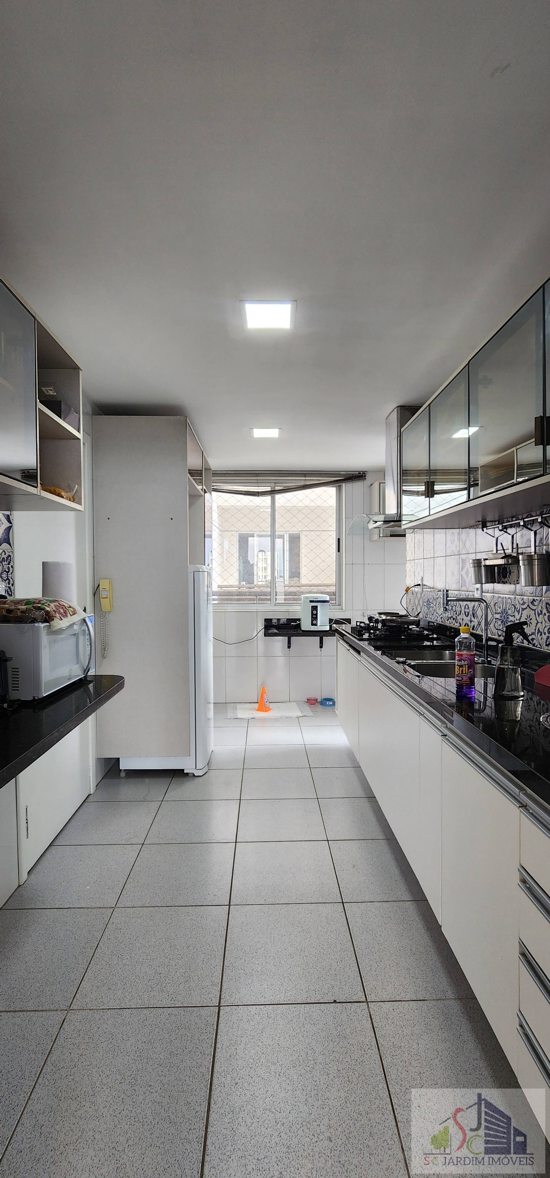 Apartamento à venda com 4 quartos, 151m² - Foto 8
