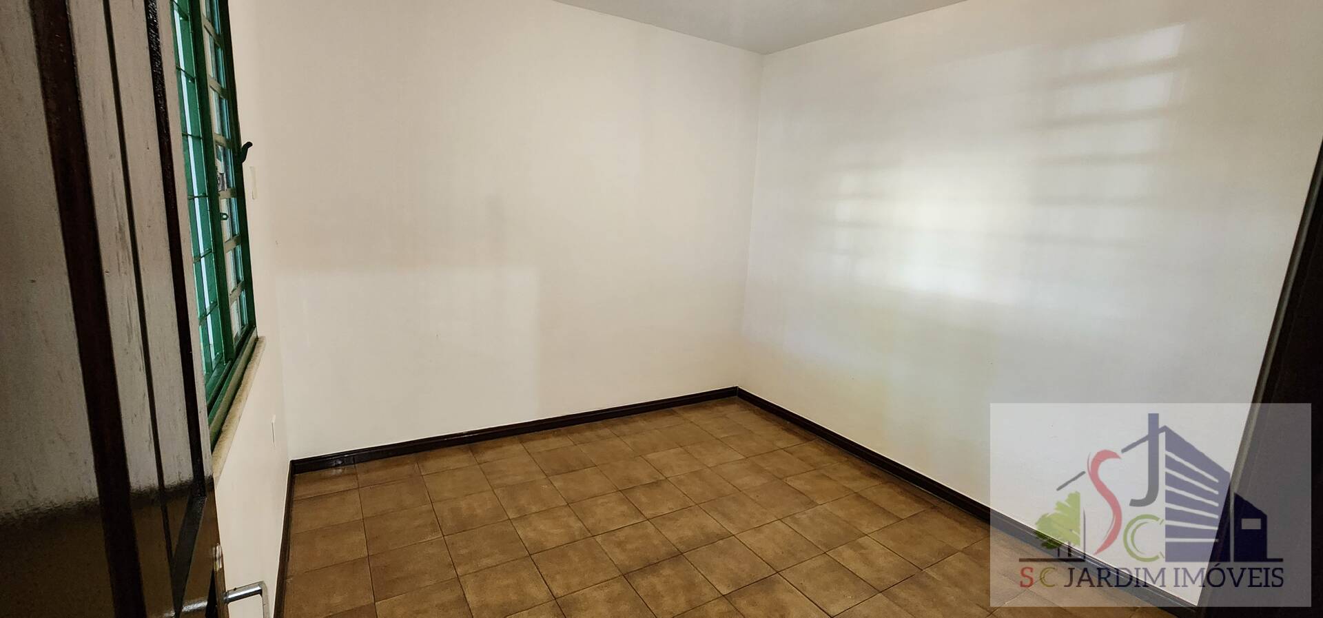 Casa à venda com 3 quartos, 170m² - Foto 11