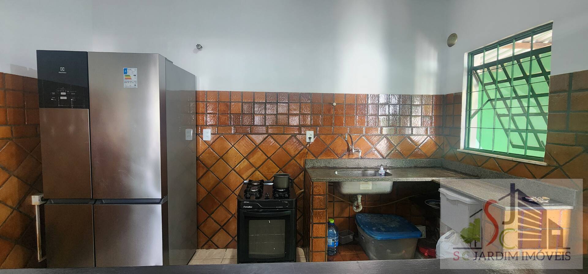 Casa à venda com 3 quartos, 170m² - Foto 7