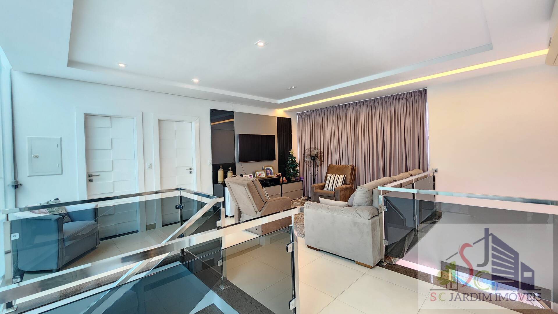 Casa à venda com 5 quartos, 234m² - Foto 10