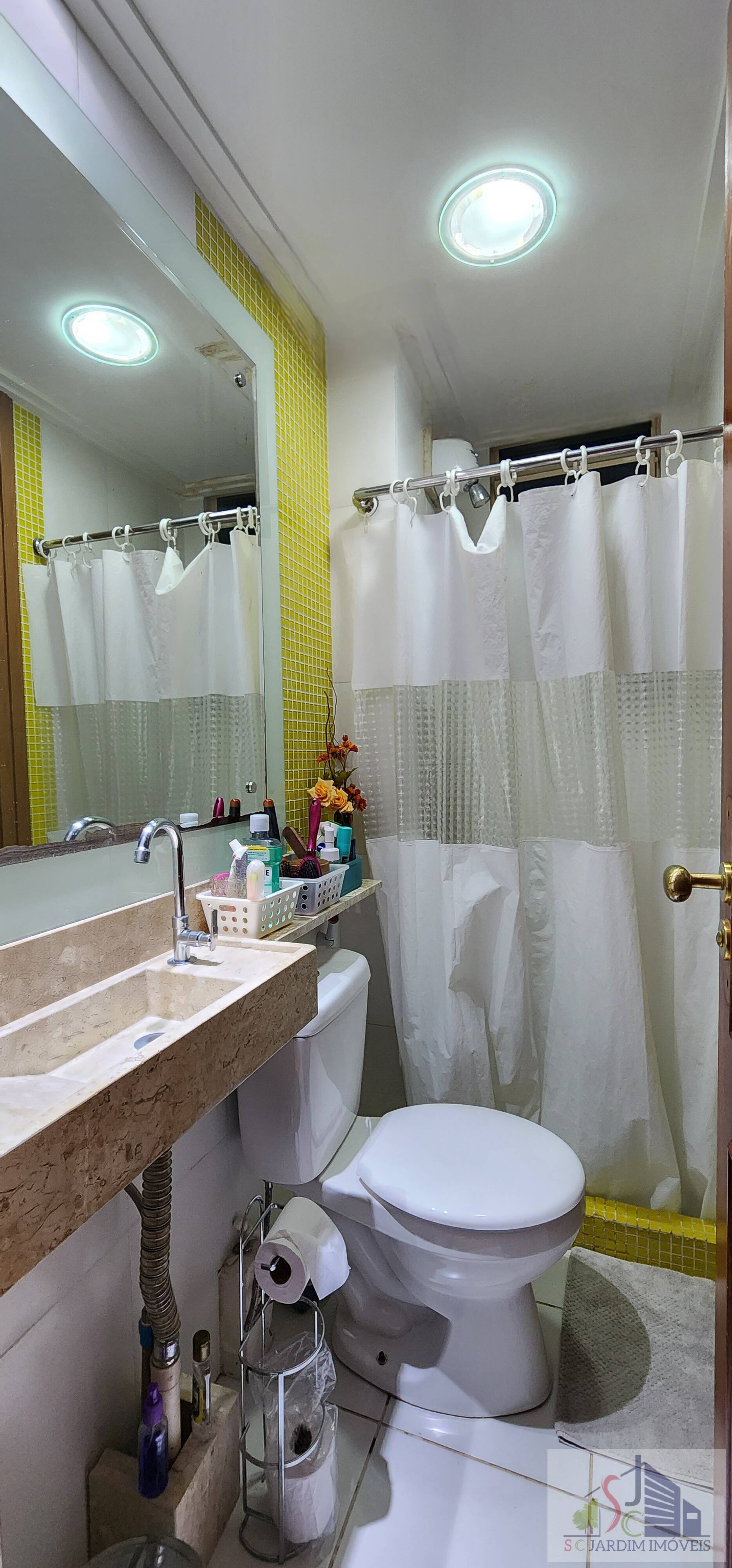Apartamento à venda com 2 quartos, 42m² - Foto 19