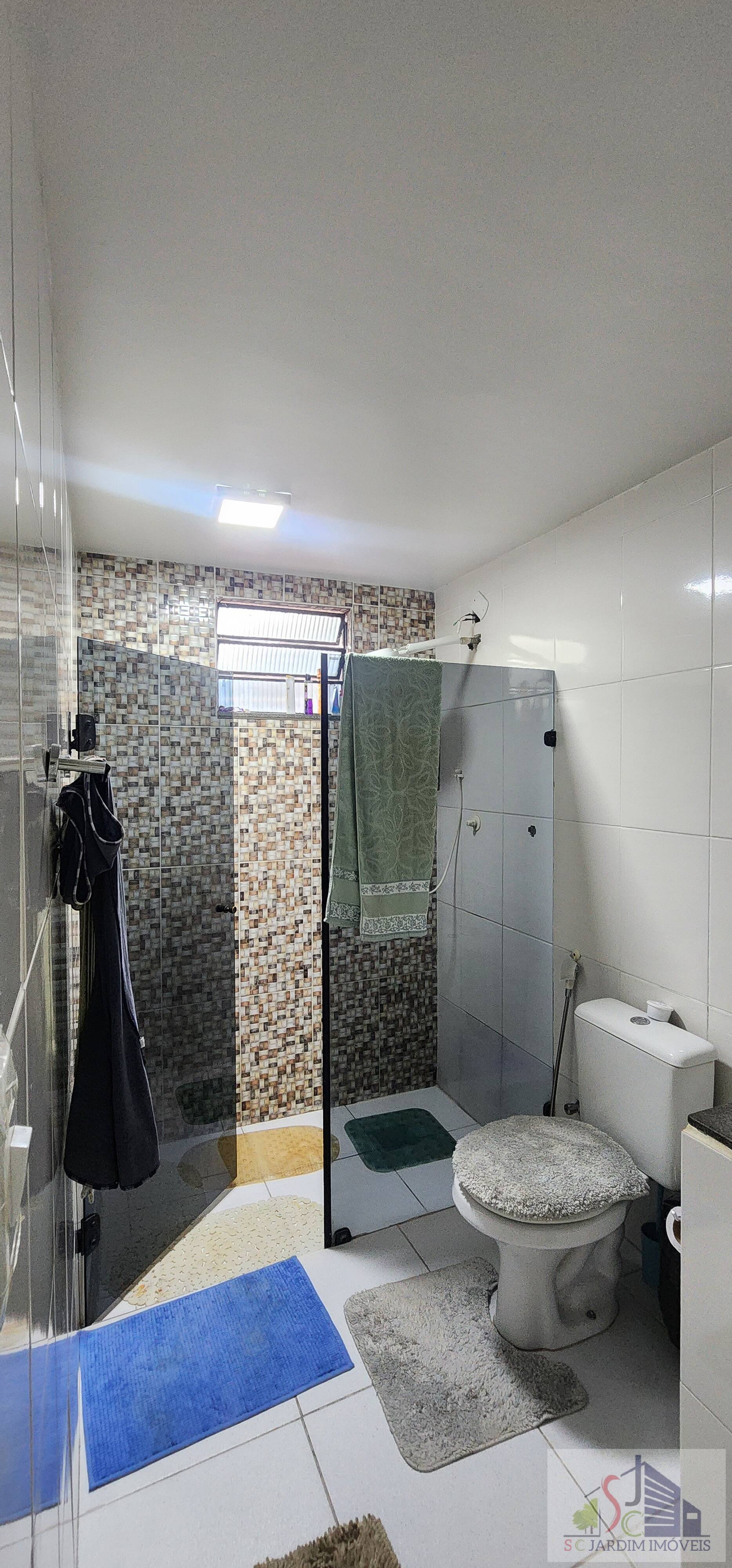 Casa à venda com 3 quartos, 221m² - Foto 17