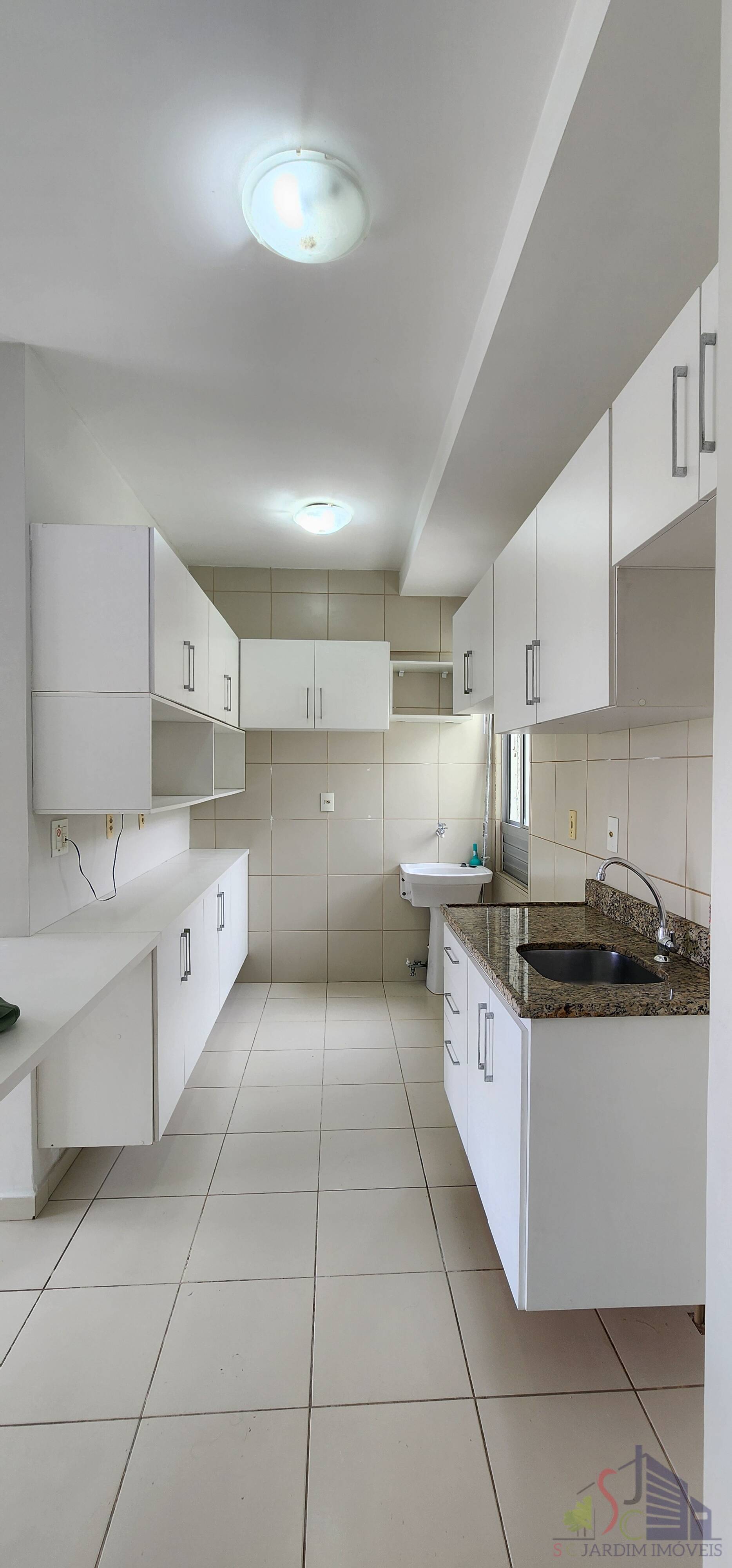 Apartamento para alugar com 3 quartos, 73m² - Foto 3